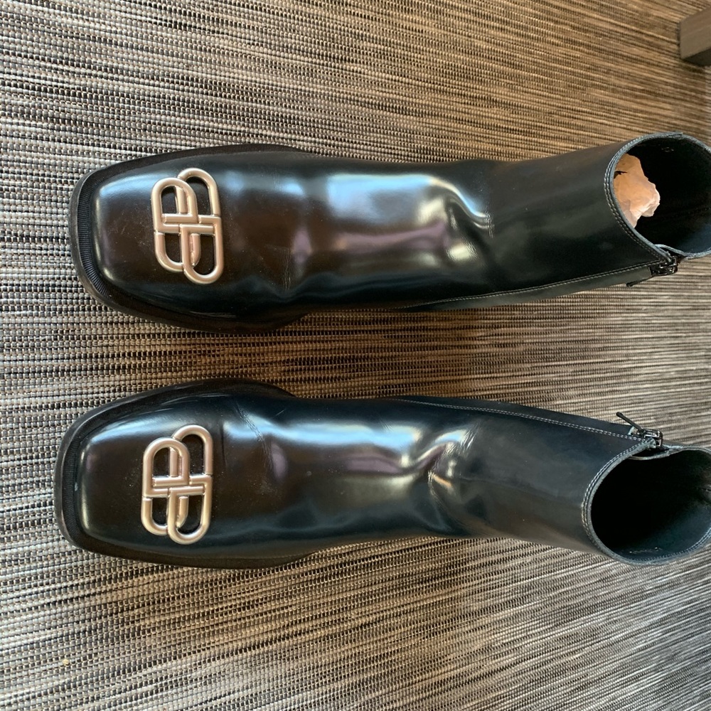 BALENCIAGA boots